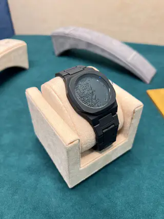 Men's wristwatch, Arabic numerals, light and comfortable